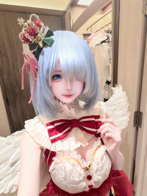 如果真爱有颜色 那一定是蓝色😭 #蕾姆 #cos #圣诞限定如果真爱有颜色 那一定是蓝色😭 #蕾姆 #cos #圣诞限定